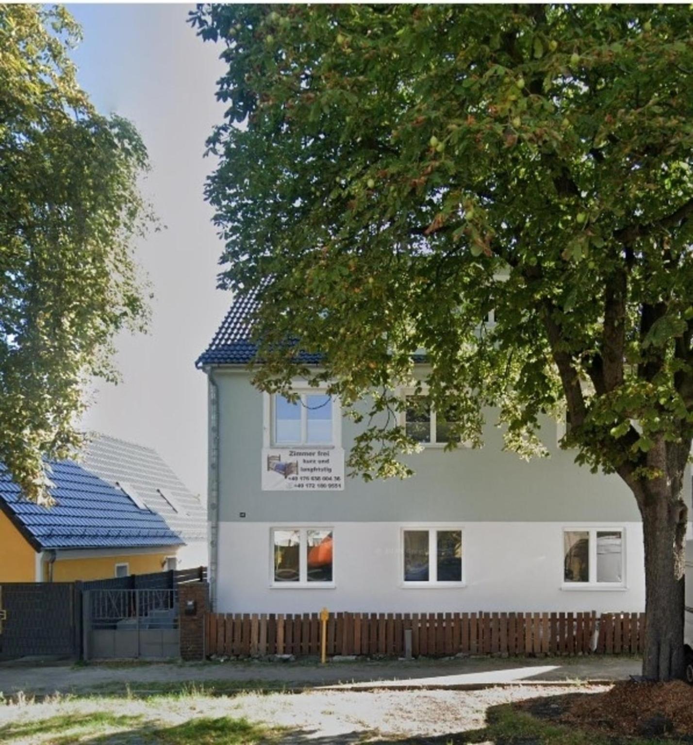 Ferienwohnung Antike Wohnmoeglichkeit Kurz Und Langfristig 100Qm Erdgeschoss Lauchhammer Exterior foto