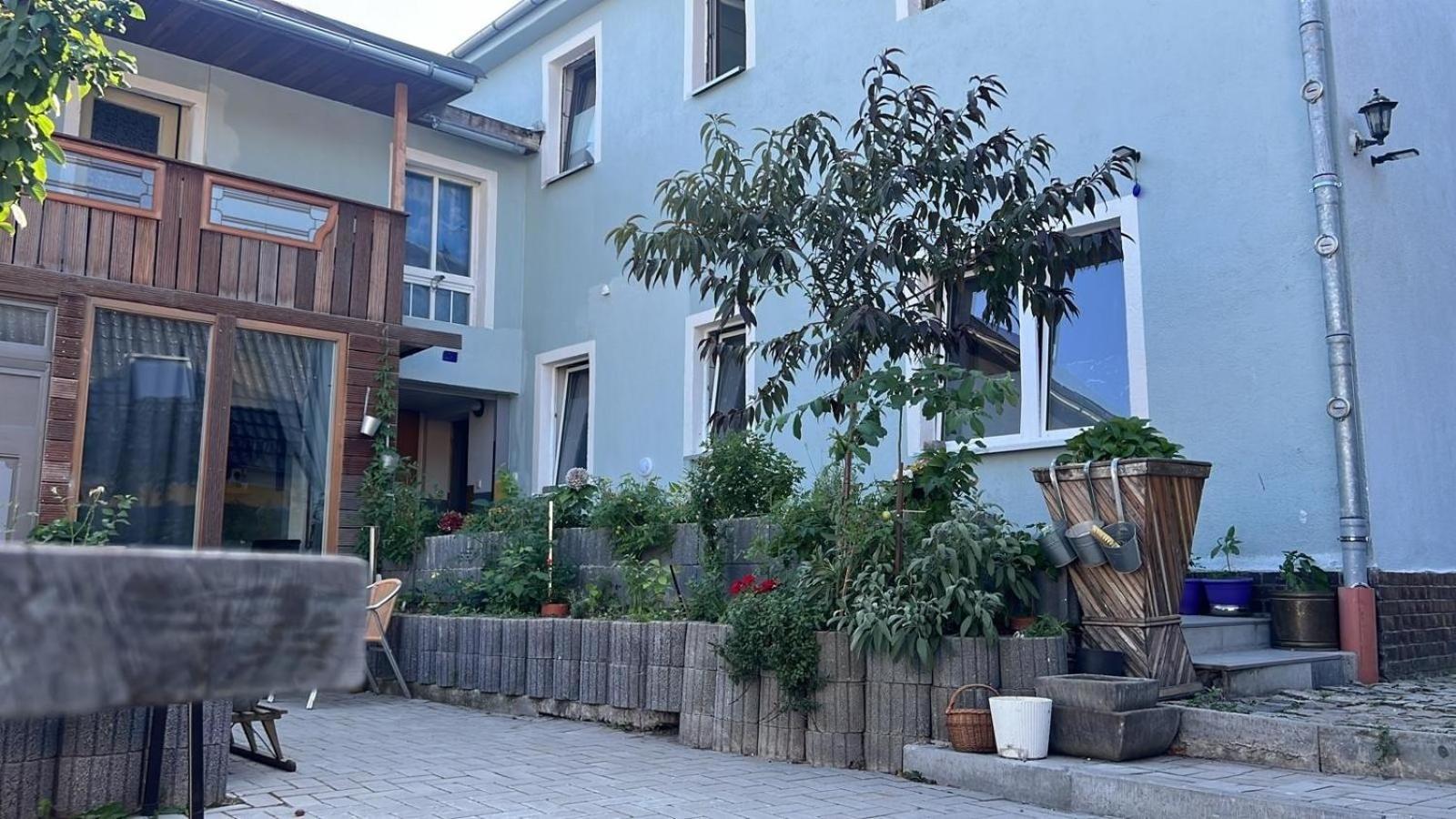 Ferienwohnung Antike Wohnmoeglichkeit Kurz Und Langfristig 100Qm Erdgeschoss Lauchhammer Exterior foto