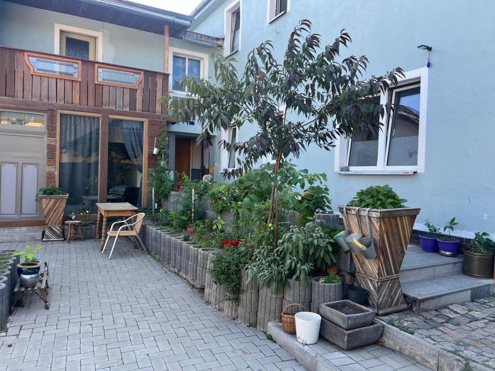 Ferienwohnung Antike Wohnmoeglichkeit Kurz Und Langfristig 100Qm Erdgeschoss Lauchhammer Exterior foto