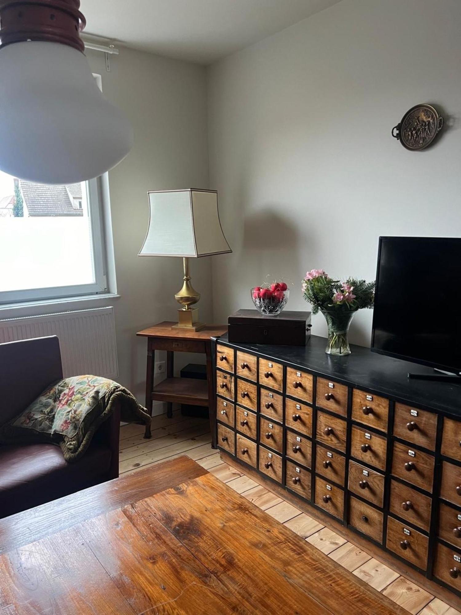 Ferienwohnung Antike Wohnmoeglichkeit Kurz Und Langfristig 100Qm Erdgeschoss Lauchhammer Exterior foto