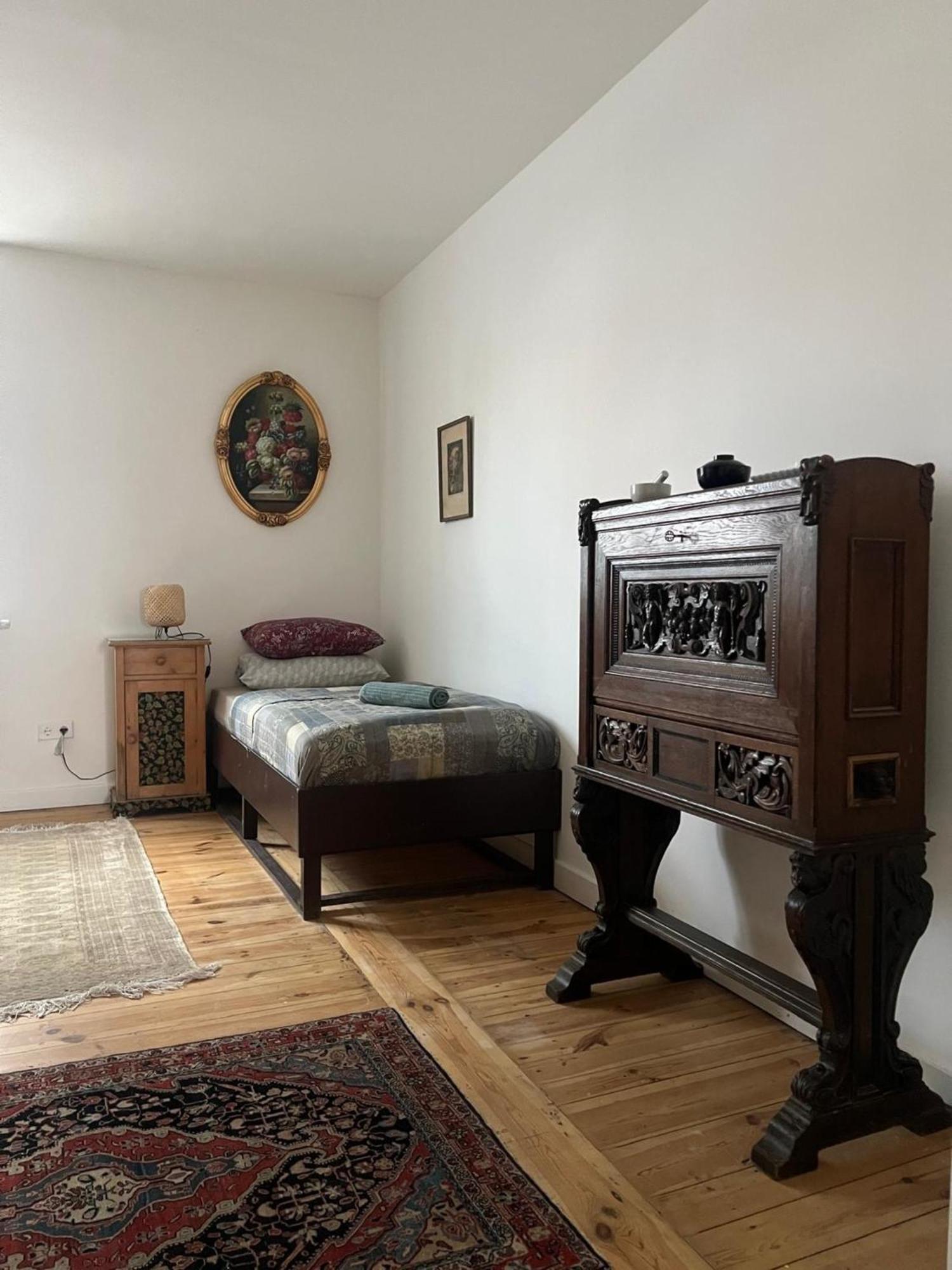 Ferienwohnung Antike Wohnmoeglichkeit Kurz Und Langfristig 100Qm Erdgeschoss Lauchhammer Exterior foto